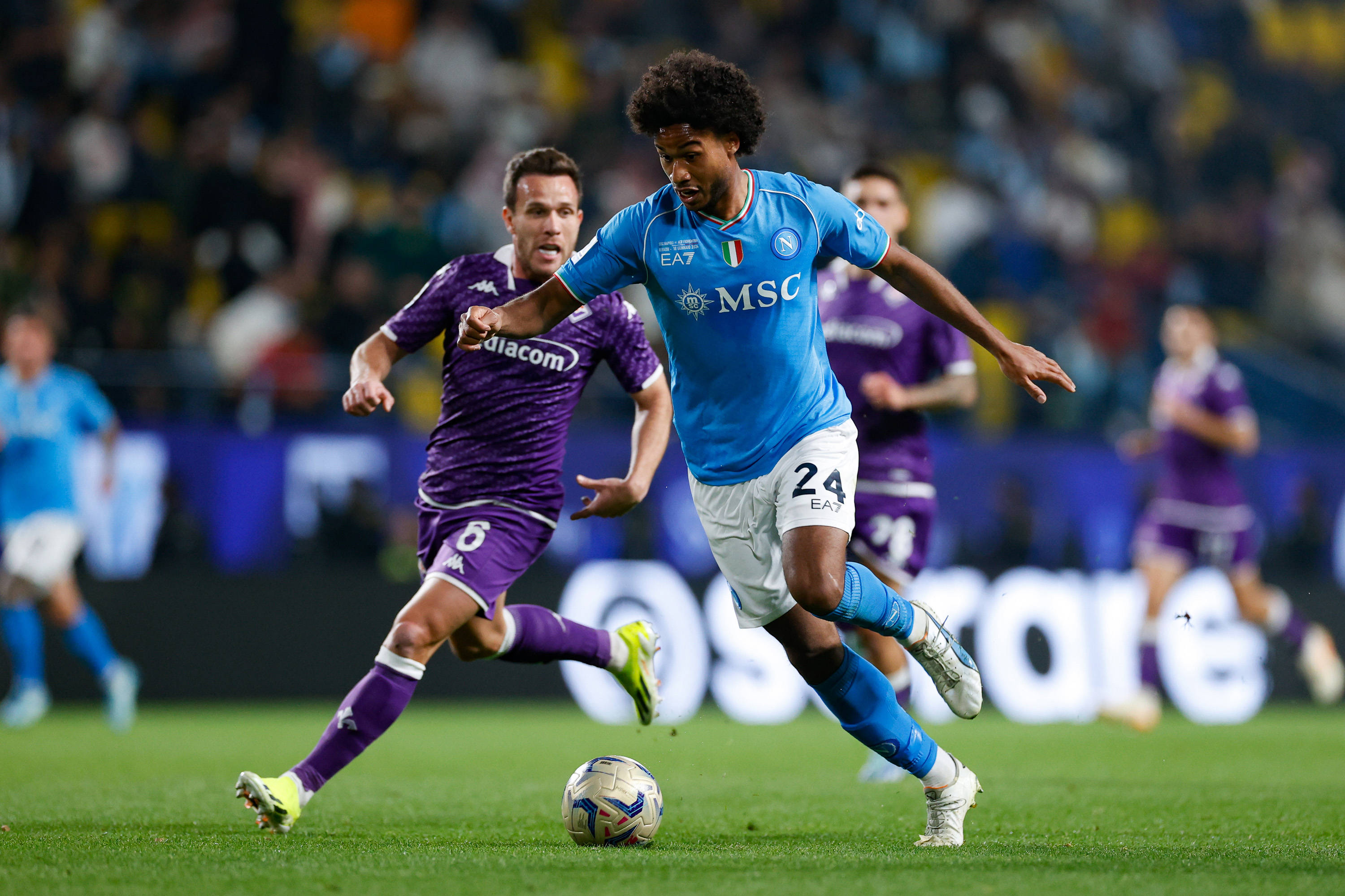 关于佛罗伦萨球员集中训练，努力备战下一轮比赛的信息