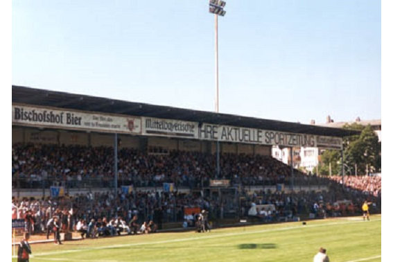 开云体育平台APP-关于雷根斯堡主场取胜，重返中游位置的信息