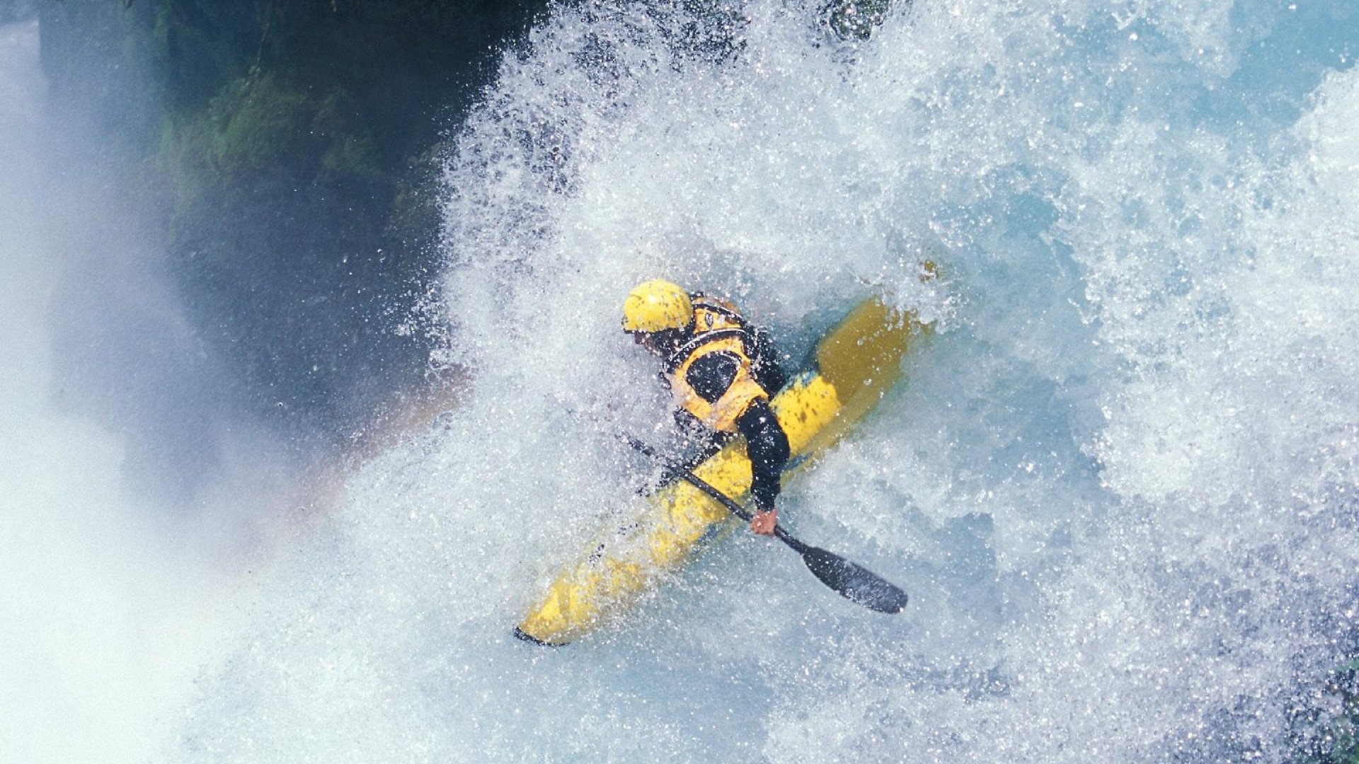 黄黑火力撕裂蓝月防线，米兰王牌悄然接管世界杯